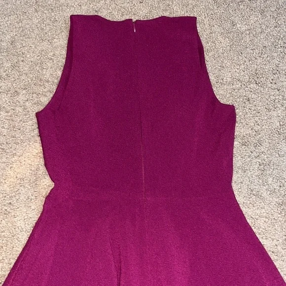 Dress The Population Catalina Fit Flare V-Neck Crepe Dress Dark Magenta XS